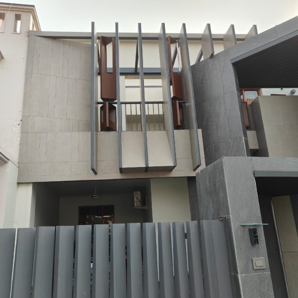 Residential Façade