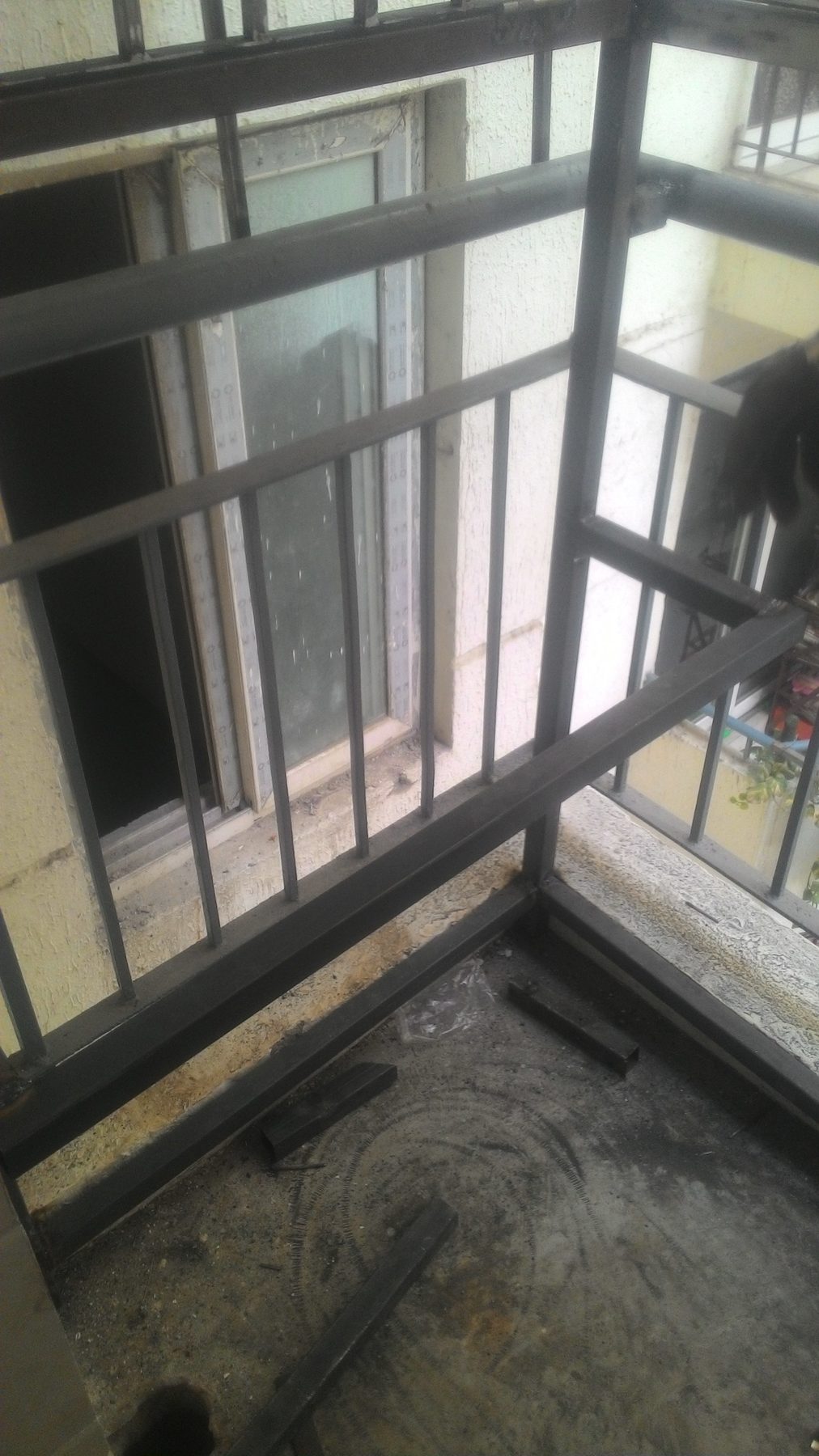 Exalt Decofab Staircases & Railings project photo 14